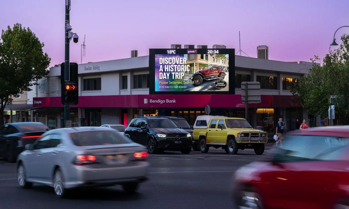 Gawk digital billboard 35502-D on 89 Mitchell St, Bendigo, VIC, facing northbound traffic